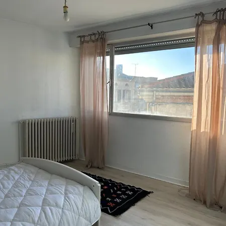 Plein Centre 180m Апартаменты *